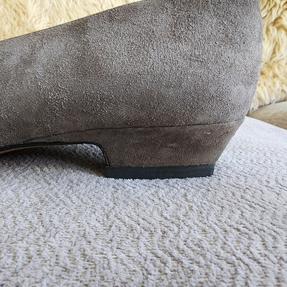 Yves Saint Laurent shoes - Picture 6 of 7